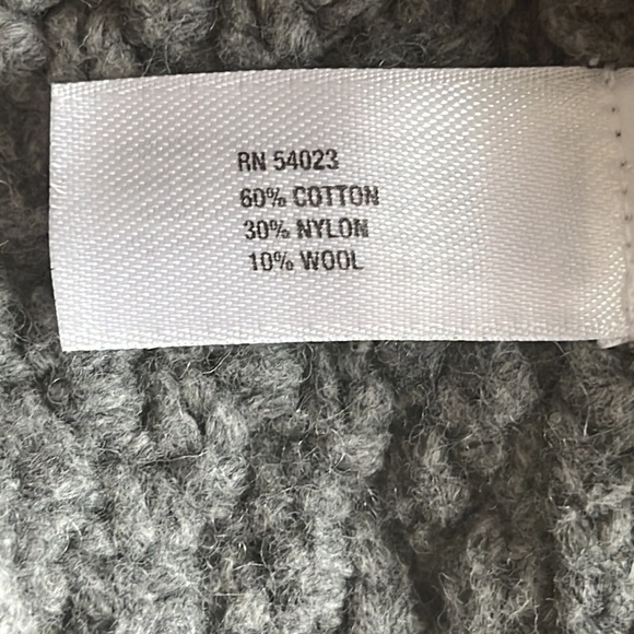 BABY GAP WOOL BLEND SWEATER - Picture 6 of 6
